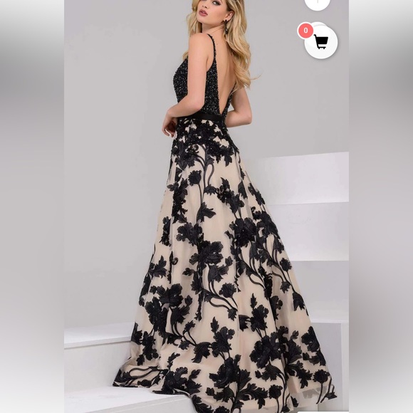 Stunning Jovani style 47604. Color is Nude/Black. Size 8. - Picture 2 of 6